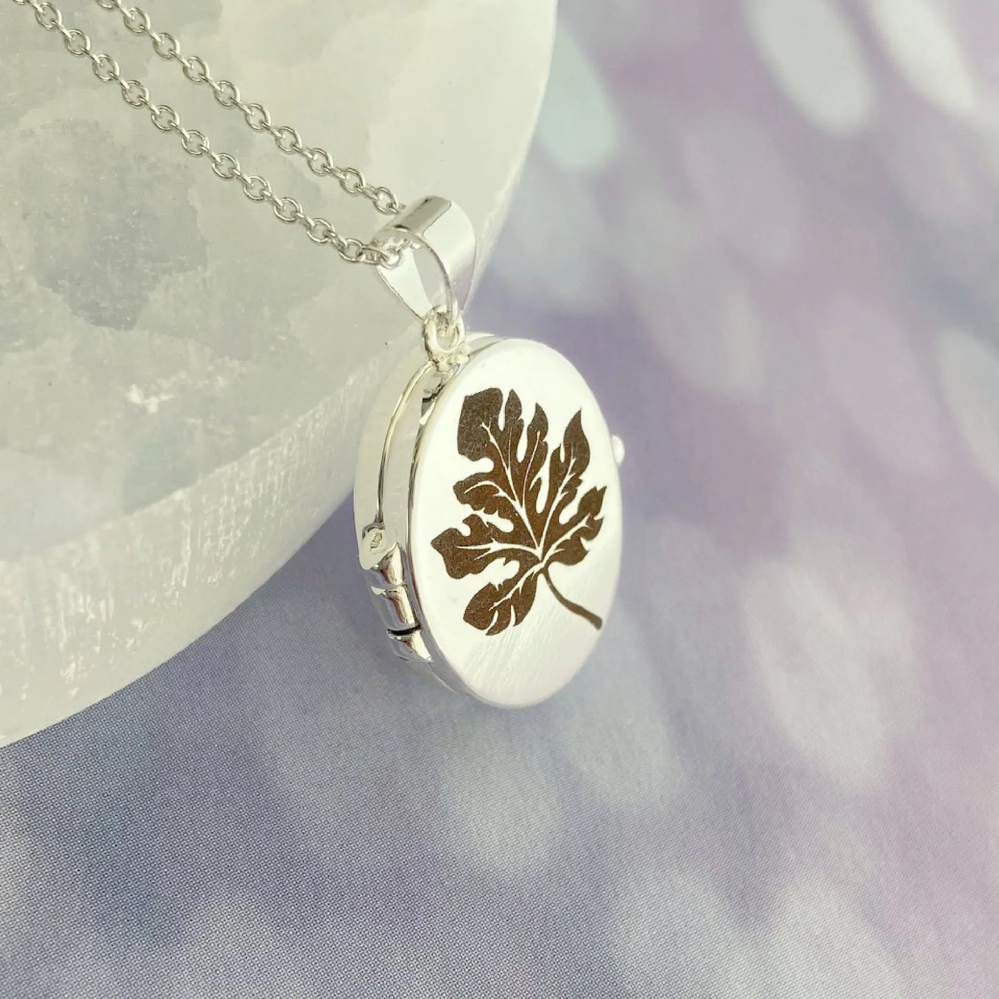 Silver Oval Locket, Oak Leaf 3 Bead Designs