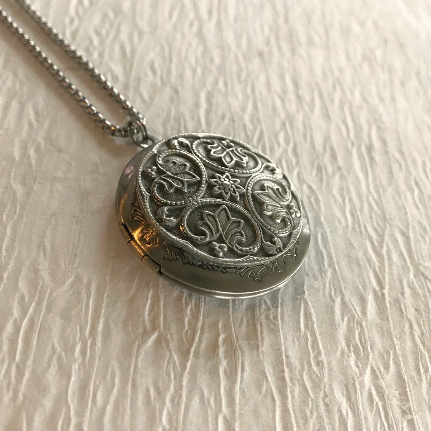 Silver Irish Floral Locket Necklace